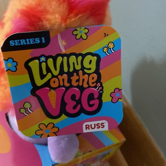 BRAND NEW STUFF ANIMAL! NWT! SMOKE FREE HOME! - Picture 4 of 6